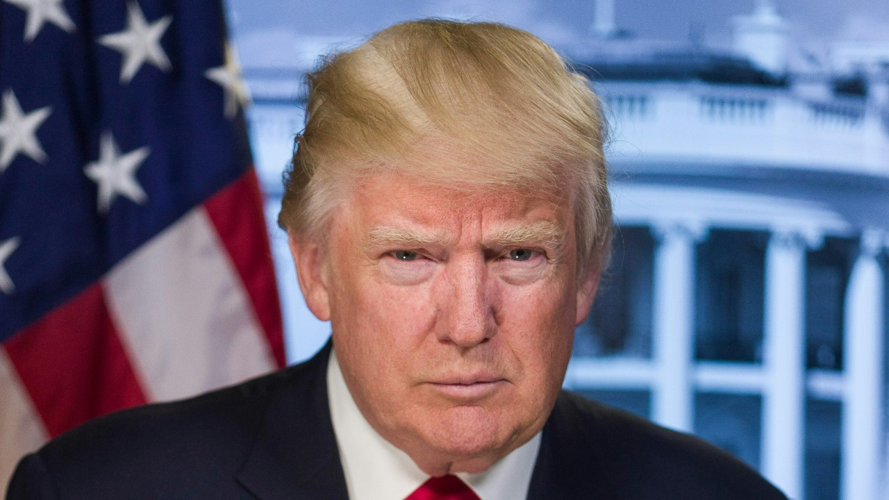 Reuters/Ipsos anketi: Amerikalıların çoğu Trump'ın görevinden çıkar sağladığını düşünüyor